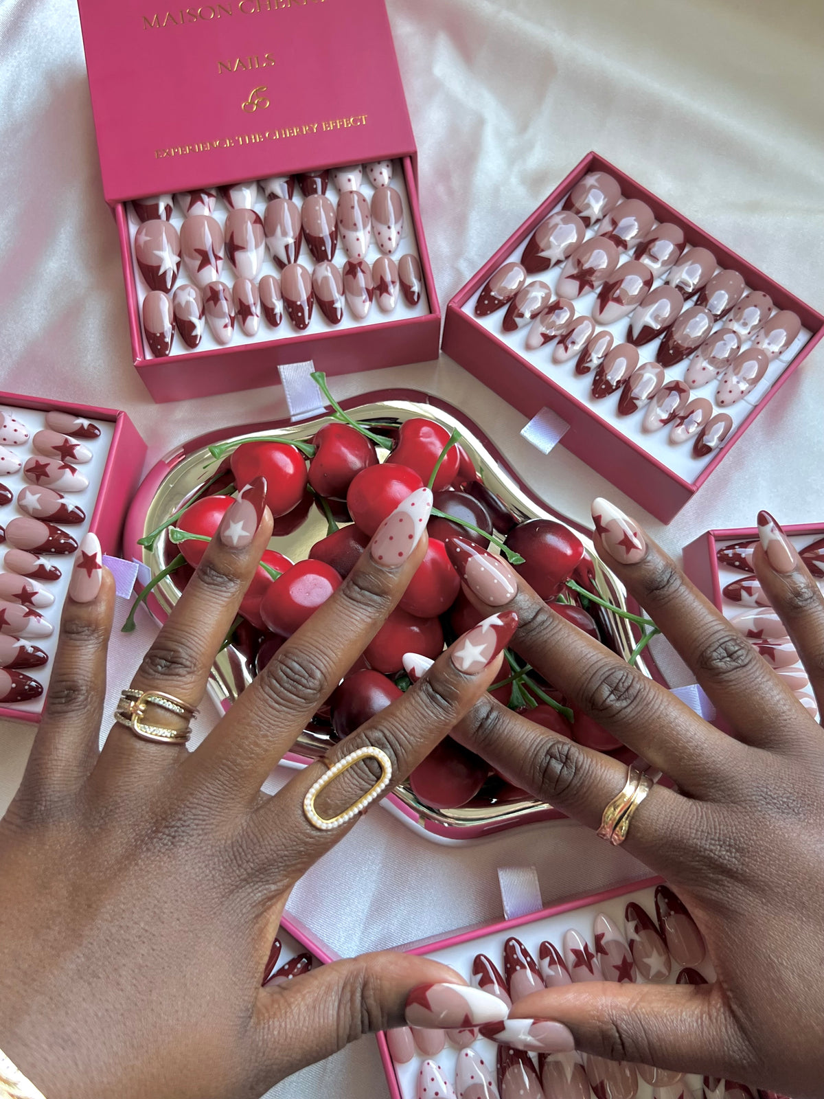 Icon Cherry — Press-On