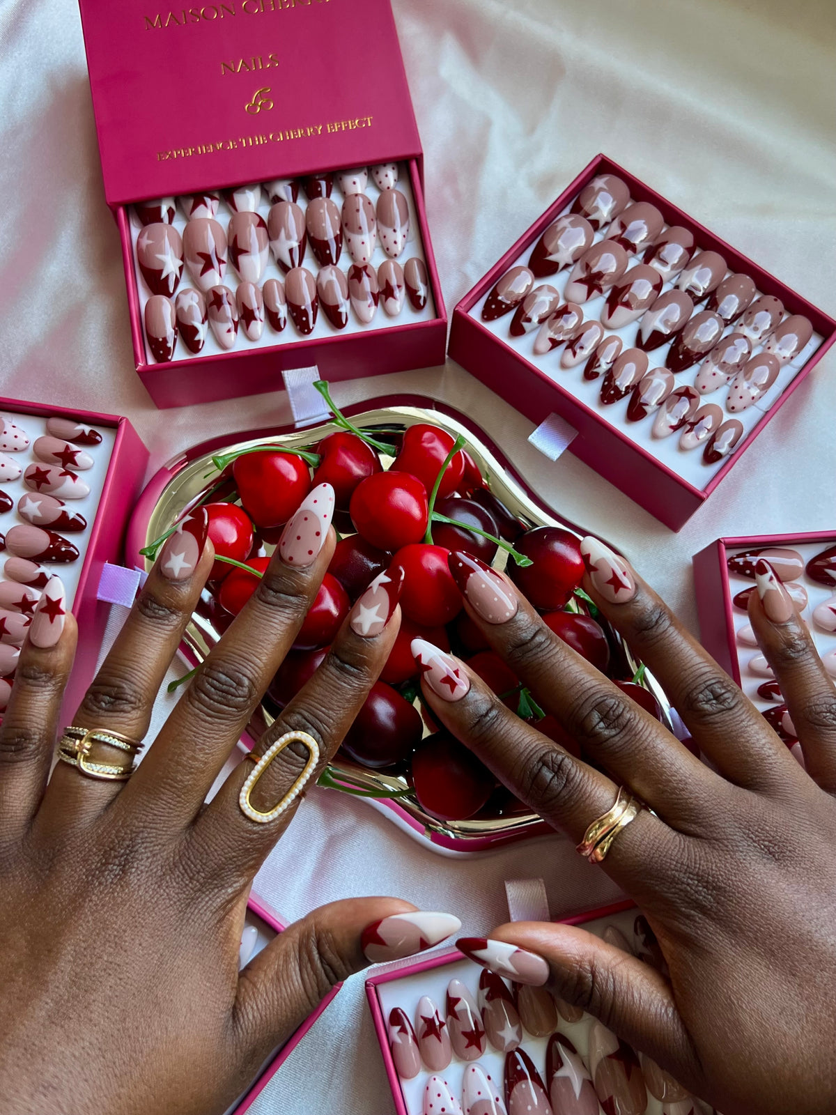 Icon Cherry — Press-On